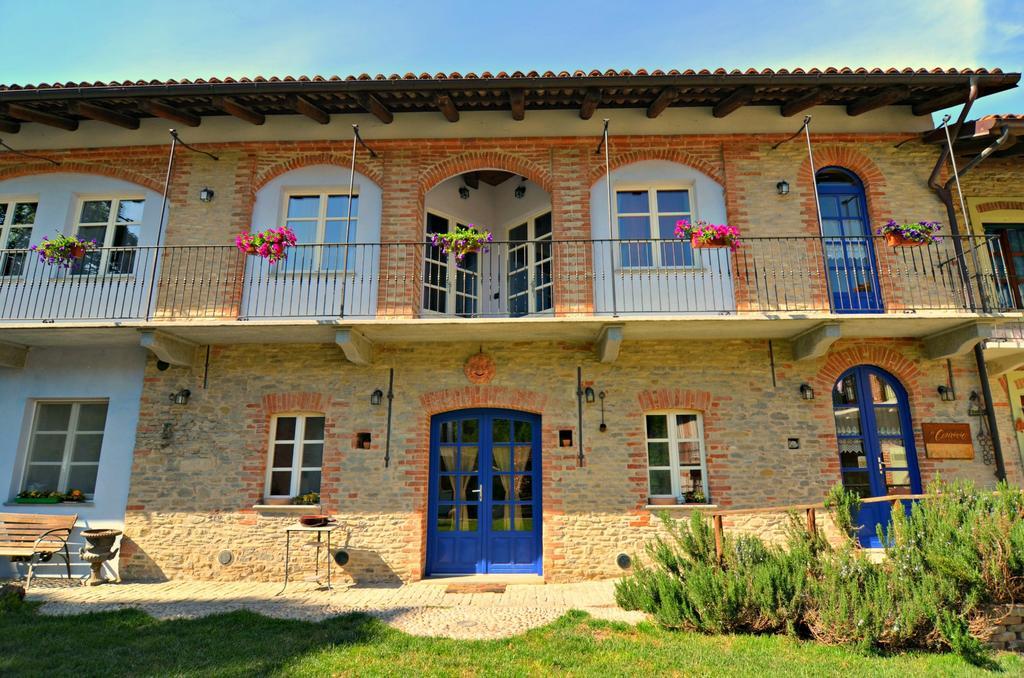 Cascina Il Convivio Guest House Diano d'Alba Bagian luar foto