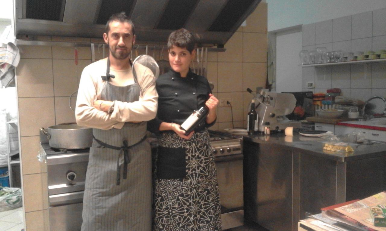 Cascina Il Convivio Guest House Diano d'Alba Bagian luar foto